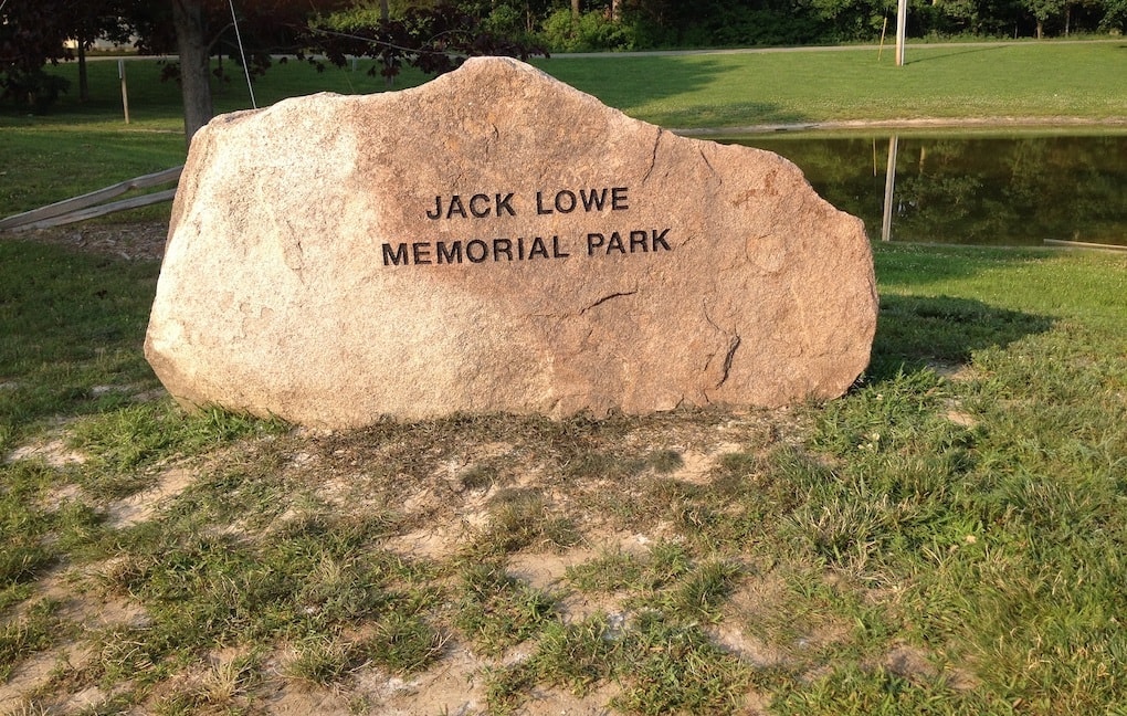 Jack Lowe Rock, Memorial Park